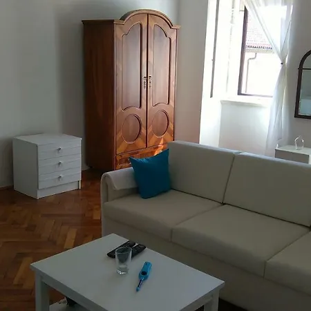 Augustus App Apartman Pula