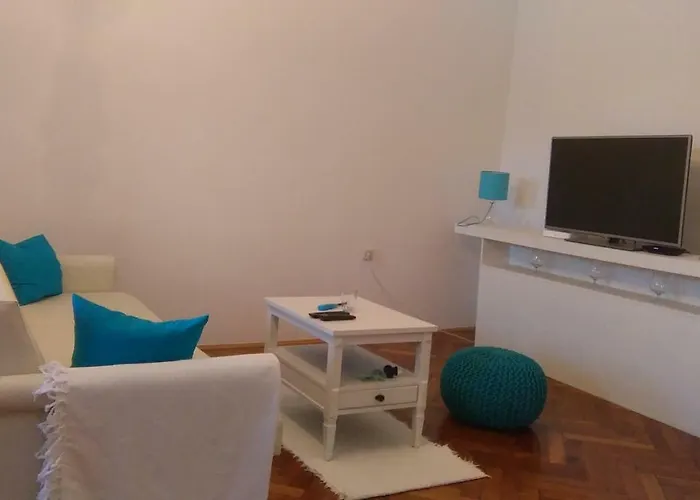 Augustus App * 풀라