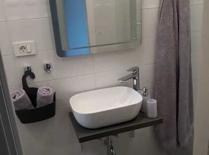 Augustus App 아파트