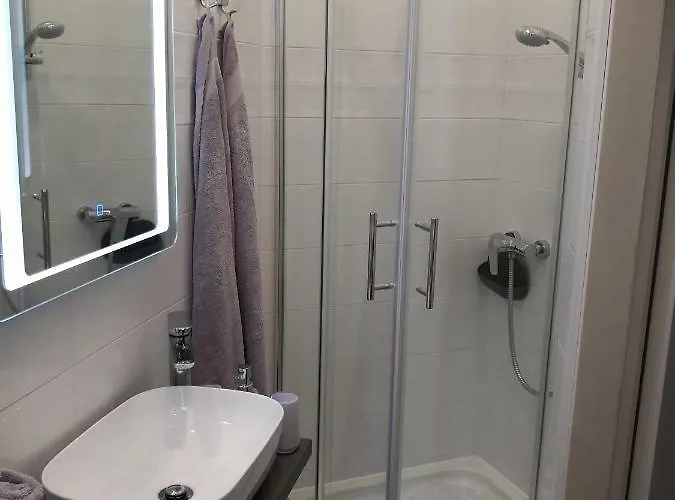 Augustus App * 풀라